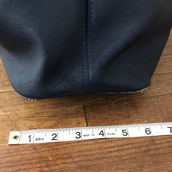 MICHAEL KORS | Navy Computer Tote - Picture 4 of 8